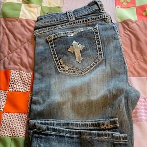 Great condition Cowgirl Tuff Jeans
